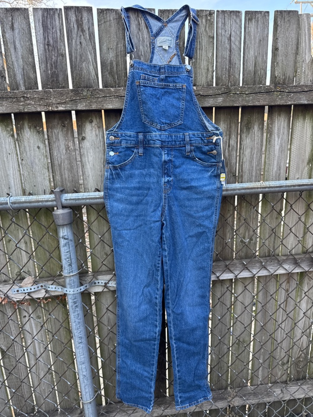 New w Tags: Universal Thread Light Blue Denim Overalls Bib